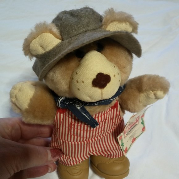VINTAGE New Old Stock Wendy's Furskin Bear - Picture 1 of 7
